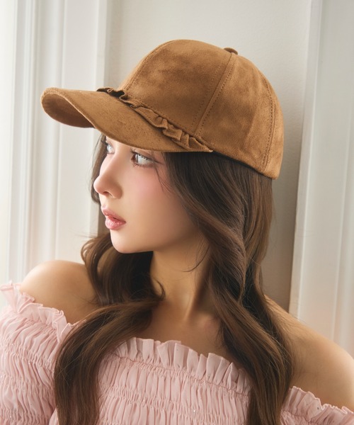 TITTY&CO.(ティティーアンドコー)の「スウェード調フリルキャップ(キャップ・レディース・ベージュ/ブラウン/ブラック/クリーム・FREE)」の9枚目の写真