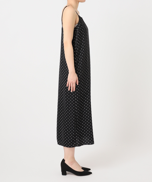 U by SPICK&SPAN(ユーバイスピックアンドスパン)の「ドットプリントキャミワンピ(ワンピース・レディース・ブラック・FREE)」の16枚目の写真