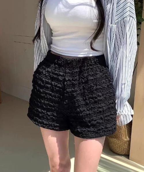 SHEENA(シーナ)の「くしゅくしゅシャーリングショートパンツ(その他パンツ・レディース・ホワイト/ブラック・M)」の7枚目の写真