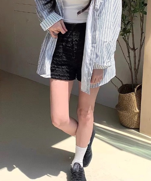 SHEENA(シーナ)の「くしゅくしゅシャーリングショートパンツ(その他パンツ・レディース・ホワイト/ブラック・M)」の11枚目の写真