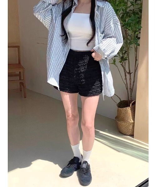 SHEENA(シーナ)の「くしゅくしゅシャーリングショートパンツ(その他パンツ・レディース・ホワイト/ブラック・M)」の13枚目の写真