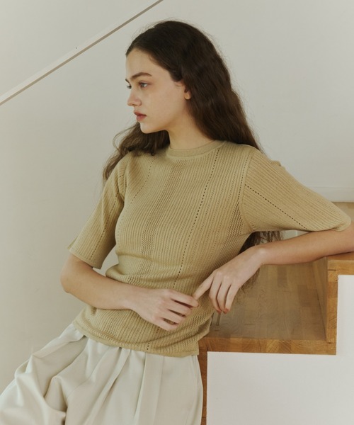 OLUN(オルン)の「pointelle knit top/針抜きニットトップス(ニット/セーター・レディース・マスタード/アイボリー/グリーン/ブラウン/ベージュ・FREE)」の9枚目の写真
