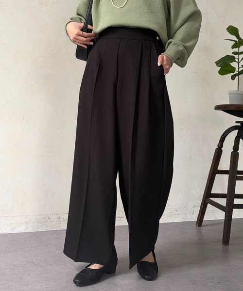 Chez toi（シェトワ）の「サイドボタンワイドパンツ（その他パンツ・レディース・ブラック/グレイッシュベージュ/チャコールグレー・FREE）」の5枚目の写真