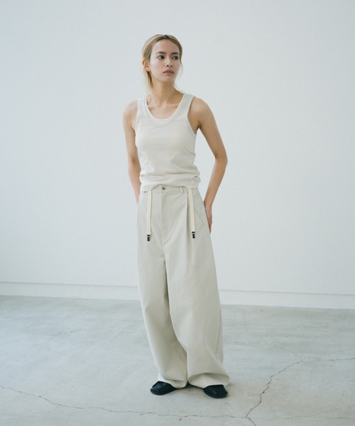 lit（リット）の「Waist Tab Straight Pants（その他パンツ・レディース・キナリ/ブラック・36/38）」の6枚目の写真