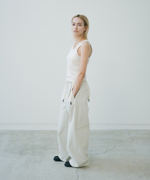 lit（リット）の「Waist Tab Straight Pants（その他パンツ・レディース・キナリ/ブラック・36/38）」の8枚目の写真