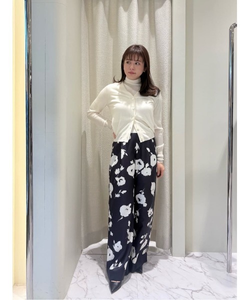 ESTNATION（エストネーション）の「ESTNATION / バイカラーフラワーパネルプリントパンツ（その他パンツ・レディース・インディゴブルー・38/36）」の13枚目の写真