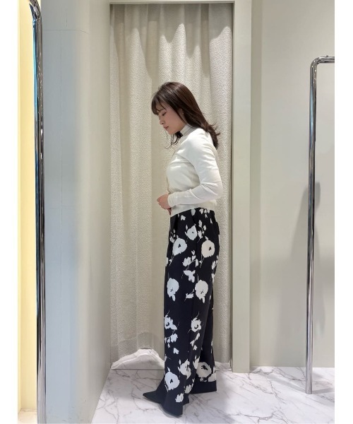 ESTNATION（エストネーション）の「ESTNATION / バイカラーフラワーパネルプリントパンツ（その他パンツ・レディース・インディゴブルー・38/36）」の14枚目の写真
