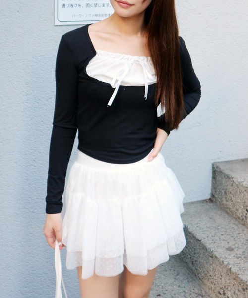 ALLuRing ChaRm(アリュリングチャーム)の「Frill Ribbon Ribbed Knit Blouse / フリルリボンリブニットブラウス(シャツ/ブラウス・レディース・ライトブルー/ブラック・FREE)」の3枚目の写真