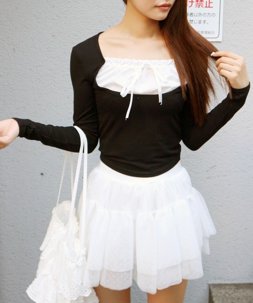 ALLuRing ChaRm(アリュリングチャーム)の「Frill Ribbon Ribbed Knit Blouse / フリルリボンリブニットブラウス(シャツ/ブラウス・レディース・ライトブルー/ブラック・FREE)」の5枚目の写真
