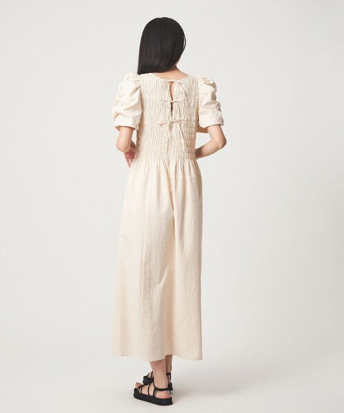 EMMEL REFINES(エメルリファインズ)の「<EMMEL REFINES>EM ストライプ シャーリング フレア ワンピース(ワンピース・レディース・ベージュ/ライトブルー・M/S)」の9枚目の写真