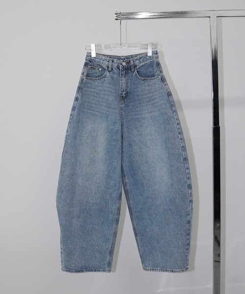 chuclla(チュクラ)の「カーブシルエットワイドデニム chw26s135(デニムパンツ・レディース・ブルー・S/M/L)」の18枚目の写真