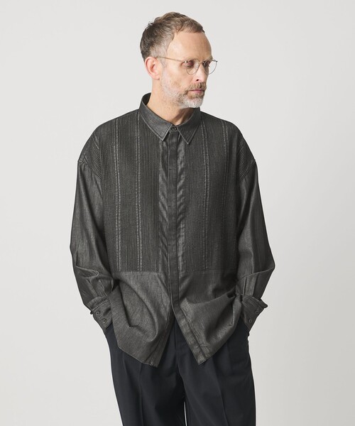 Pheeta（フィータ）の「＜Pheeta＞Trinity  デニムシャツ ‐UNISEX‐ /015CMen-SH5D（シャツ/ブラウス・レディース・ライトブルー/ブラック・1/2）」の2枚目の写真