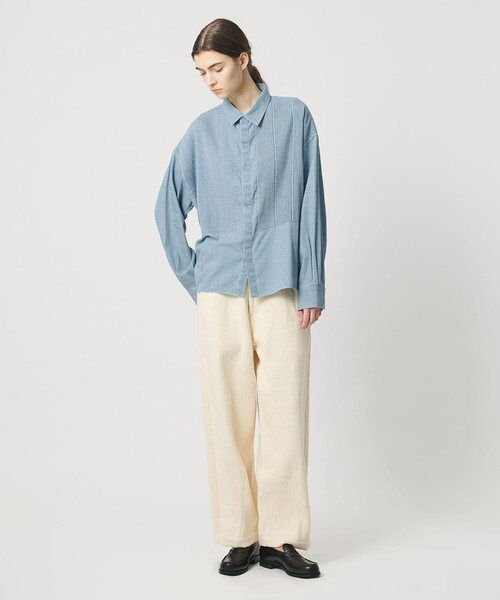 Pheeta（フィータ）の「＜Pheeta＞Trinity  デニムシャツ ‐UNISEX‐ /015CMen-SH5D（シャツ/ブラウス・レディース・ライトブルー/ブラック・1/2）」の8枚目の写真