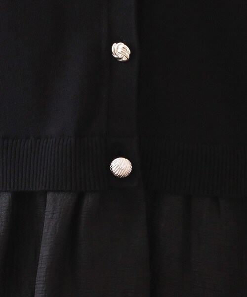 index（インデックス）の「ペプラムレイヤード多釦カーディガン【洗濯機OK】（カーディガン/ボレロ・レディース・アイボリー/ブラック/サックスブルー・36/38/40/42）」の11枚目の写真