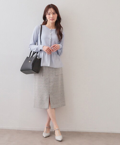 index（インデックス）の「ペプラムレイヤード多釦カーディガン【洗濯機OK】（カーディガン/ボレロ・レディース・アイボリー/ブラック/サックスブルー・36/38/40/42）」の13枚目の写真