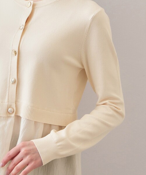 index（インデックス）の「ペプラムレイヤード多釦カーディガン【洗濯機OK】（カーディガン/ボレロ・レディース・アイボリー/ブラック/サックスブルー・36/38/40/42）」の20枚目の写真