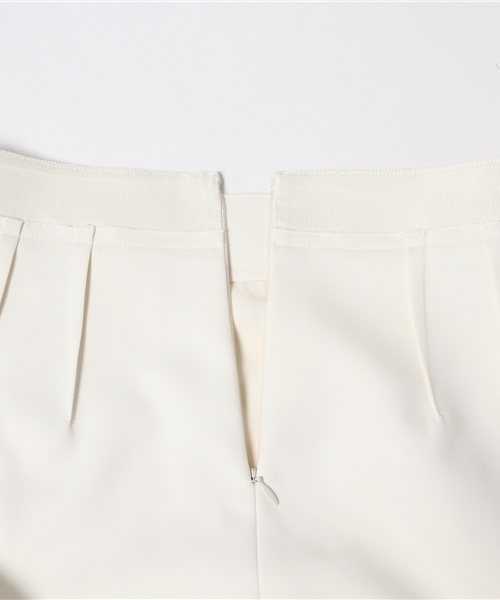 FIGARO Paris（フィガロパリ）の「◇Bloomサテン タイトスカート（スカート・レディース・ホワイト/ブラック・38/36）」の5枚目の写真