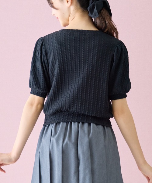 Amourire girl(アムリールガール)の「ワンポイント ロゴ Tシャツ クラシカル パフスリーブ 半袖 Tシャツ カットソー(Tシャツ/カットソー・キッズ・サックスブルー/ブラック/オフホワイト・150cm/140cm/130cm/160cm)」の17枚目の写真