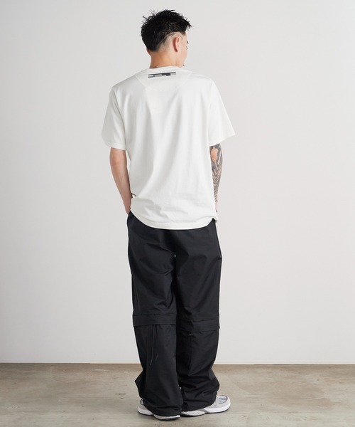 FACETASM（ファセッタズム）の「FACETASM/ファセッタズム オールドイングリッシュ ブランドロゴ クルーネック Tシャツ 2026年春夏（Tシャツ/カットソー・メンズ・ホワイト/チャコールグレー・3/4/5）」の10枚目の写真