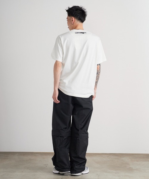 FACETASM（ファセッタズム）の「FACETASM/ファセッタズム オールドイングリッシュ ブランドロゴ クルーネック Tシャツ 2026年春夏（Tシャツ/カットソー・メンズ・ホワイト/チャコールグレー・3/4/5）」の11枚目の写真