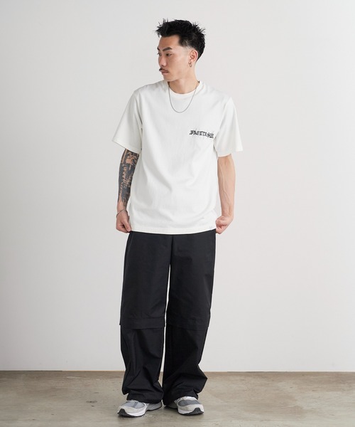 FACETASM（ファセッタズム）の「FACETASM/ファセッタズム オールドイングリッシュ ブランドロゴ クルーネック Tシャツ 2026年春夏（Tシャツ/カットソー・メンズ・ホワイト/チャコールグレー・3/4/5）」の13枚目の写真