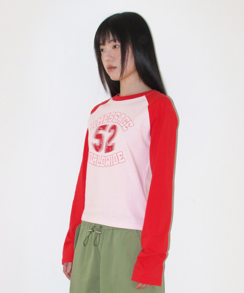 AMESWORLDWIDE(アメスワールドワイド)の「VINTAGE 52 RAGLAN LS TEE RED(Tシャツ/カットソー・レディース・その他・LARGE/MEDIUM/SMALL)」の4枚目の写真