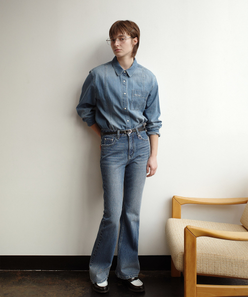 COVERNAT WOMAN(カバーナットウーマン)の「ウィメンズセミブーツカットデニムパンツ ブルー(デニムパンツ・レディース・その他・WS/WM)」の5枚目の写真