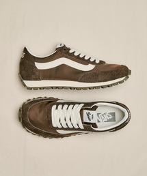 VANS（バンズ）の「VANS PREMIUM スタイル 152 ヘアリースエード / LX Style 152 HAIRY SUEDE Demit VN0010VE3N11（スニーカー）」