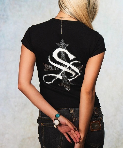 SUPPLIER(サプライヤー)の「A'GEM/9 × .kom 『SUPPLIER/サプライヤー』 Baby Cross Tee/ベイビークロスTシャツ(Tシャツ/カットソー・レディース・ブラック/ライトブルー/ライトピンク/ホワイト/ブラック×ピンク・S)」の2枚目の写真