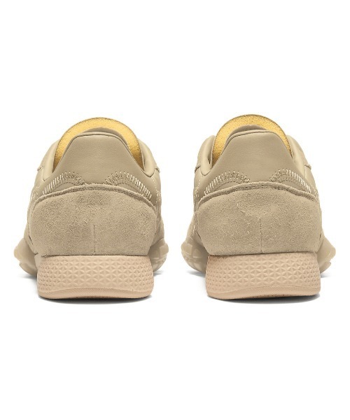 Onitsuka Tiger(オニツカタイガー)の「TRASPIKE / トラスパイク(スニーカー・レディース・ブラック×ブラック/ホワイト系その他/ベージュ系その他・22.5/23/23.5/24/24.5/25/25.5/26/26.5/27/27.5/28/28.5/29)」の5枚目の写真