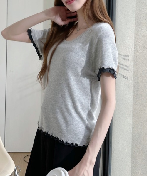 Ada.(エイダ)の「バイカラー メロー デザイン Uネック ニット トップス(ニット/セーター・レディース・ブルー/グレー/イエロー/チャコール・FREE)」の6枚目の写真