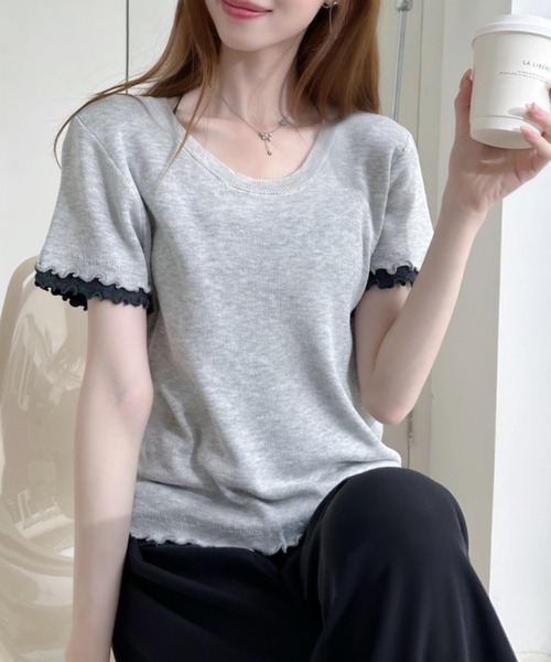 Ada.(エイダ)の「バイカラー メロー デザイン Uネック ニット トップス(ニット/セーター・レディース・ブルー/グレー/イエロー/チャコール・FREE)」の8枚目の写真
