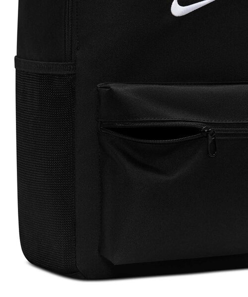 NIKE（ナイキ）の「ナイキ ヘリテージ バックパック 2.0 (23L) / Nike Heritage Backpack 2.0 (23L) IB4343-010 Black（バックパック/リュック・メンズ・ブラック・ONE SIZE）」の5枚目の写真