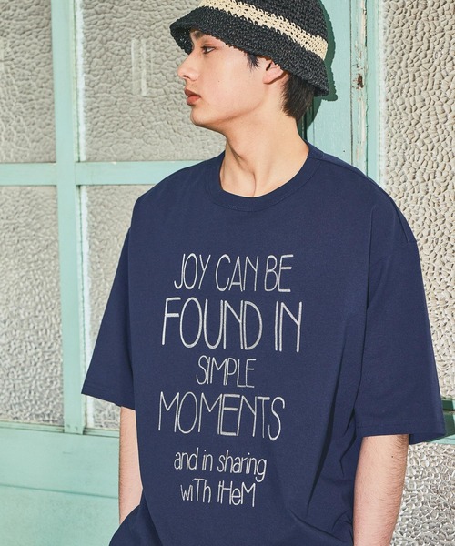 niko and...(ニコアンド)の「刺繍ロゴTシャツ(Tシャツ/カットソー・メンズ・ライトグレー/オフホワイト/ネイビー/オレンジ・LARGE/MEDIUM)」の3枚目の写真