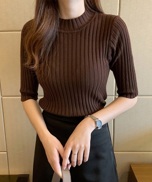 ReRe（リリ）の「ハイネックリブニットトップス（ニット/セーター・レディース・ブラック/ブルーグレー/ブルーグリーン/ホワイト/キャメル/ダークブラウン/ベージュ/イエロー・FREE）」の4枚目の写真