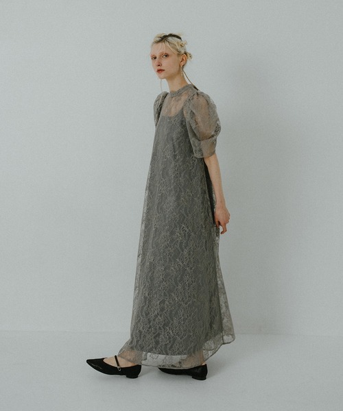 et.UNiVER(エトユニベール)の「NOble A-line dress(ドレス・レディース・アイボリー/ブラック/グレー・SMALL/MEDIUM/LARGE)」の3枚目の写真