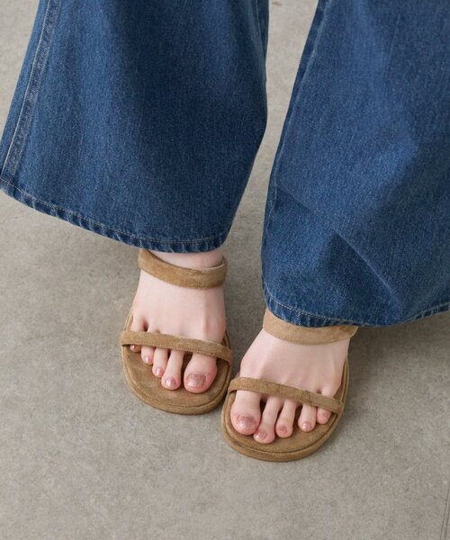 Kastane(カスタネ)の「【4色展開】カラバリサンダル(サンダル・レディース・ブラック/アイボリー/サンドベージュ/ミント・37/38/36)」の19枚目の写真