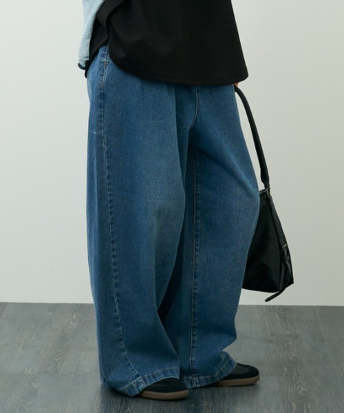 A.D.C.L.(エーディーシーエル)の「イージーデニム バレルパンツ(デニムパンツ・レディース・ブルー/サックスブルー・L/M)」の14枚目の写真