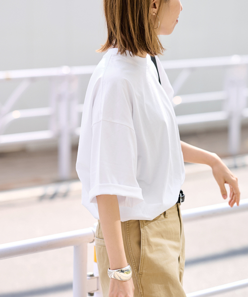 FRAMeWORK(フレームワーク)の「ATON/エイトン SUVIN 60/2 WIDE SLEEVE T-SHIRT(Tシャツ/カットソー・レディース・ホワイト/アイボリー/ブラック・FREE)」の16枚目の写真