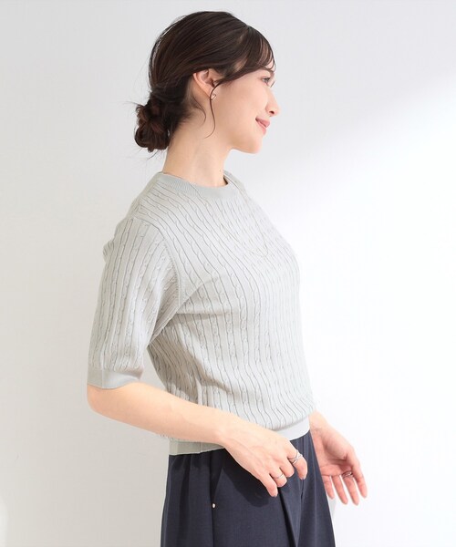 SHOO・LA・RUE（シューラルー）の「【洗濯機可/S-LL】ミニケーブルで上品に 5分袖ニット（ニット/セーター・レディース・ライトグレー/ネイビー・04/03/02/01）」の4枚目の写真