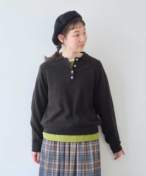 bulle de savon(ビュルデサボン)の「ジーロンラム ポロプルオーバー(ニット/セーター・レディース・ダークブラウン/イエロー/サックスブルー/カーキ/ピンク/レッド・FREE)」の1枚目の写真