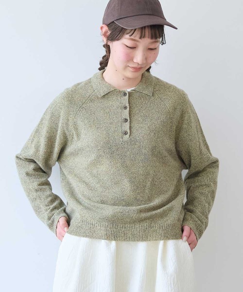 bulle de savon(ビュルデサボン)の「ジーロンラム ポロプルオーバー(ニット/セーター・レディース・ダークブラウン/イエロー/サックスブルー/カーキ/ピンク/レッド・FREE)」の2枚目の写真