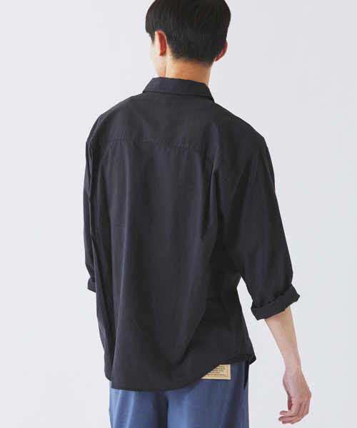 JOURNAL STANDARD relume(ジャーナルスタンダード レリューム)の「JAMES FABRIC コットンリネン ガーメントダイ シャツ(シャツ/ブラウス・メンズ・ブラック/ホワイト/グリーン/ベージュ/ネイビー・MEDIUM/LARGE)」の20枚目の写真