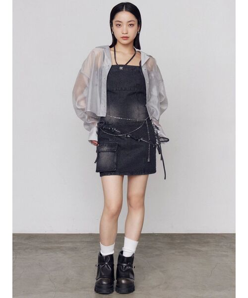 EMODA(エモダ)の「ハングリボンデニムミニワンピース(ワンピース・レディース・インディゴブルー/ブラック・FREE)」の14枚目の写真