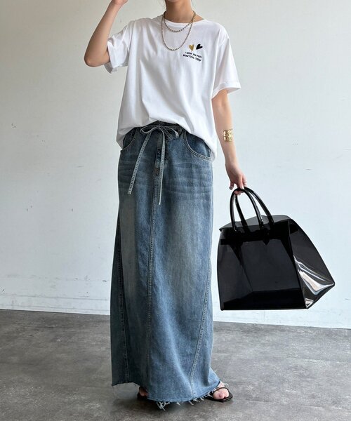 DouDou(ドゥドゥ)の「【WEB限定】ハート×ロゴ刺繍TEE(Tシャツ/カットソー・レディース・ブラック/オフホワイト/ブラウン・FREE)」の6枚目の写真