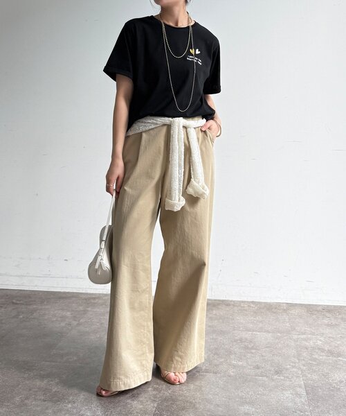 DouDou(ドゥドゥ)の「【WEB限定】ハート×ロゴ刺繍TEE(Tシャツ/カットソー・レディース・ブラック/オフホワイト/ブラウン・FREE)」の22枚目の写真