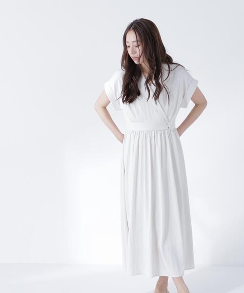 NATURAL BEAUTY BASIC(ナチュラルビューティーベーシック)の「カシュクールフレンチスリーブワンピース(ワンピース・レディース・ネイビー/ブルー/オフホワイト・P/S/SMALL/MEDIUM)」の13枚目の写真