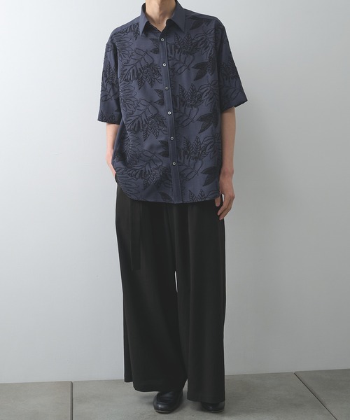 UJOH（ウジョー）の「【UJOH HOMME】Full Open Half Sleeve Shirt（シャツ/ブラウス・メンズ・クリーム/ネイビー・5/4）」の12枚目の写真