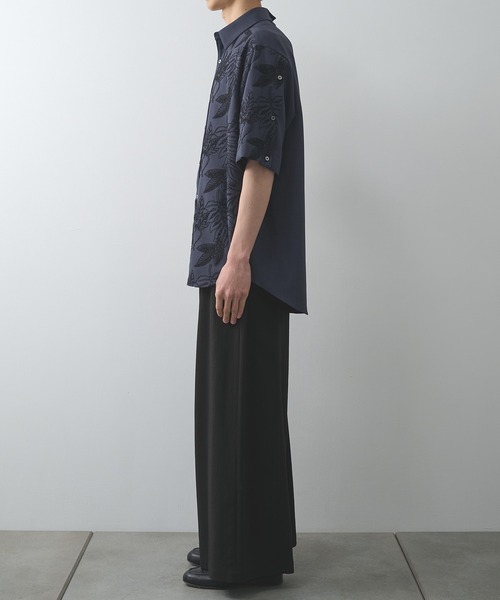 UJOH（ウジョー）の「【UJOH HOMME】Full Open Half Sleeve Shirt（シャツ/ブラウス・メンズ・クリーム/ネイビー・5/4）」の13枚目の写真