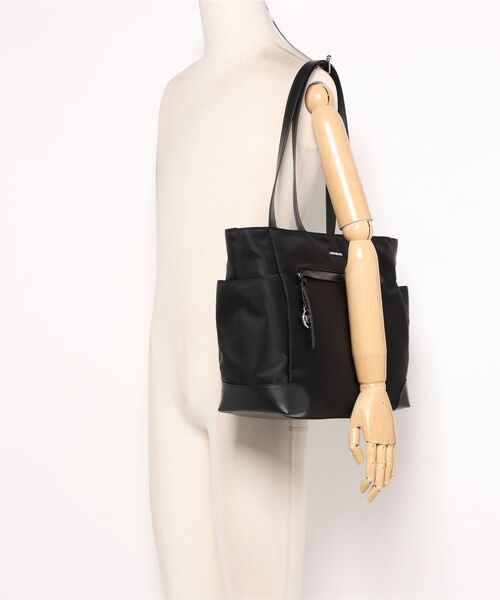 MICHAEL KORS(マイケルコース)の「LG TOTE(トートバッグ・レディース・ブラック・FREE)」の5枚目の写真